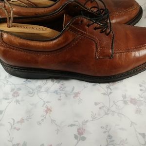ALLEN EDMONDS  mens size 10 brown lace up shoes
